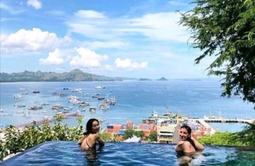 Labuan Bajo Hotel | Bayview Gardens Hotel