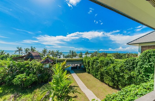 Cemagi Villa | Beachfront2, 3 Bedroom Villa, Car+Driver, Cemagi;