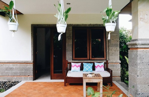 Pererenan Villa | Beautiful 4 Bedroom Pool Villa in Canggu Pererenan with healthy breakfast daily
