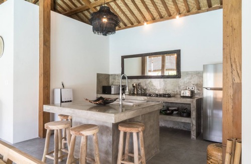 Petitenget Villa | Beautiful 4 BR villa in Seminyak square