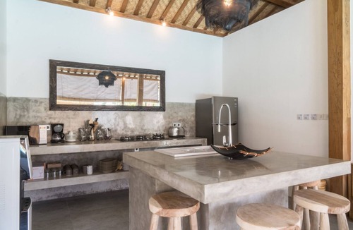 Petitenget Villa | Beautiful 4 BR villa in Seminyak square