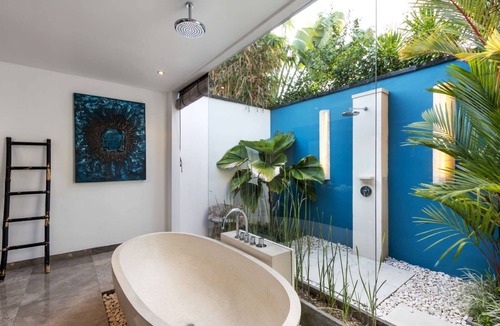 Petitenget Villa | Beautiful 5 Star Holiday Villa in a Prime Location in Seminyak