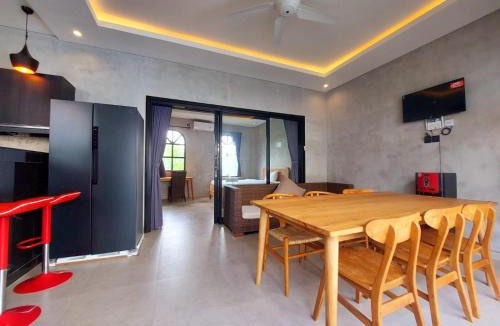 Tumbak Bayuh Villa | Beautiful Villa Kanaya Canggu Tumbak Bayuh