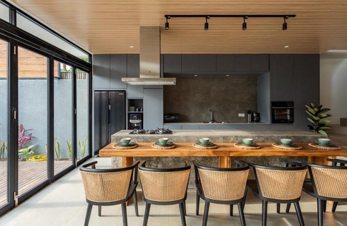 Padonan Villa | Bermain Haus - Exquisite 3BR Luxury Villa with Private Pool, Netflix & Breathtaking Views!