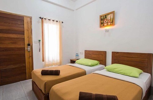 Senggigi House | Blue Coral Inn