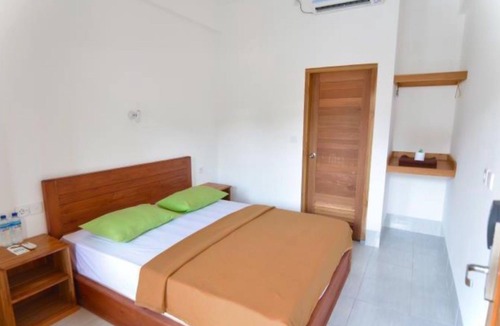 Senggigi House | Blue Coral Inn