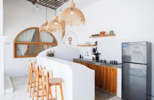 Tumbak Bayuh Villa | Boho-Chic Canggu 3 BR Pool Villa - Great Location