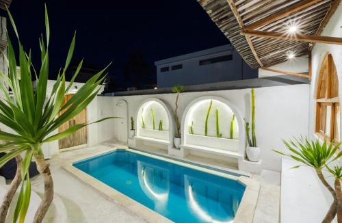 Tumbak Bayuh Villa | Boho-Chic Canggu 3 BR Pool Villa - Great Location