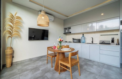 Pejeng Kawan Villa | Brand NEW 1BR Villa+Huge Pool+Jungle View+Top Spot