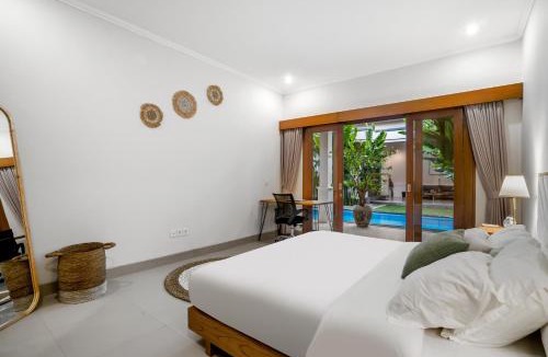 Kerobokan Villa | BRAND NEW Villa Samira, 5mn to Seminyak