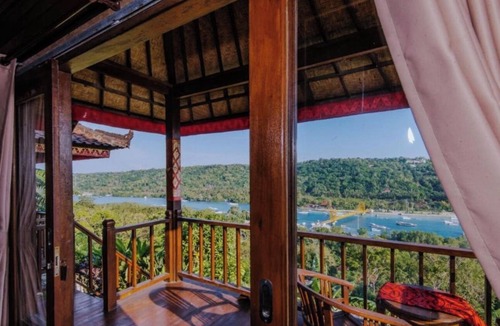 Mushroom Bay Resort | Bukit Ancak Lembongan Resort