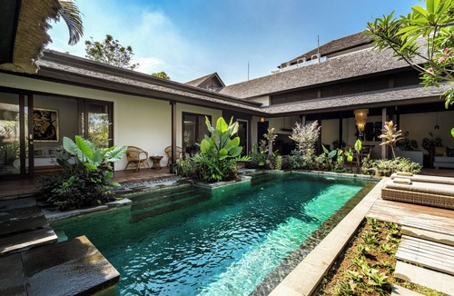 Umalas Villa | Bumbak Bungenviel by Fantasia Villas