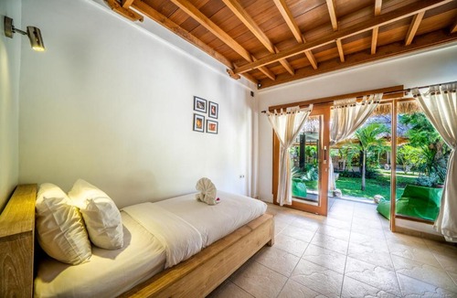 Purwakerti Hotel | Bunga Laut Bungalow