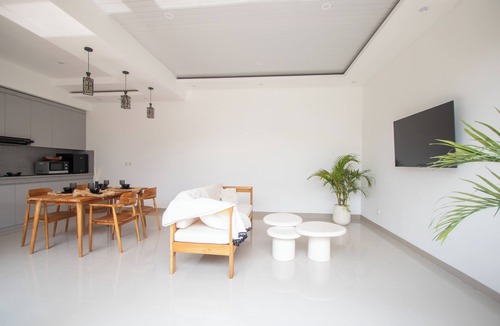 Banjar Semer Villa | Canggu Paradise with Pool and Kitchen Brand NEW