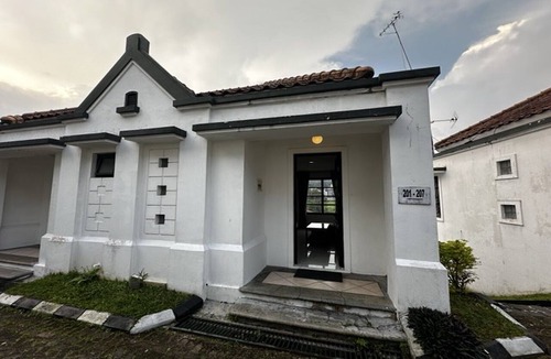 Setiabudi House | Casa D'Ladera Bandung Twin Suite
