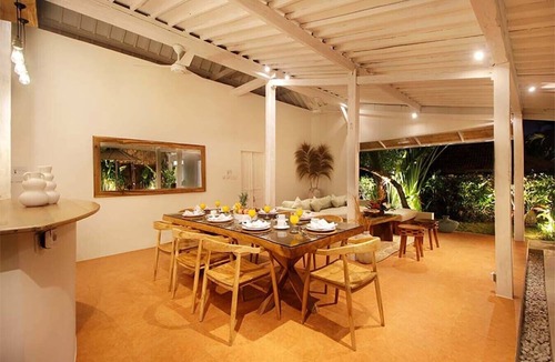 Batu Bolong Villa | Central Canggu close to the beach – Villa Estel