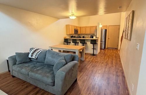 Silverdale House | Charming 2-bdrm townhome in Silverdale Minutes from town, Hospital & Navy base