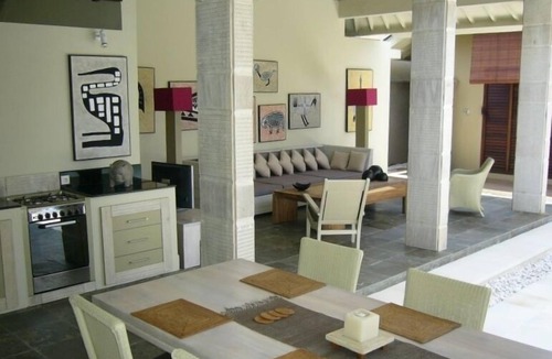 Laksmana Villa | Charming Seminyak Villa - Close to Restaurants & Shopping