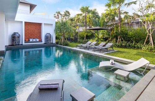 Umalas Villa | Cheerful 4BR Villa W/Pool & Balcony, Bali Villa 2219