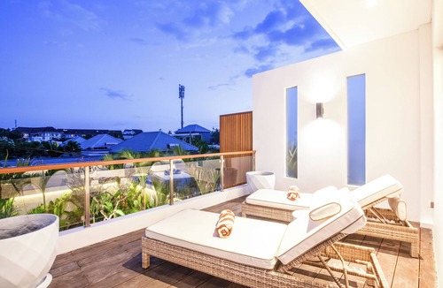 Berawa Cottage | Chic 2BR Villas, Brawah Hub, 300m to Coastal Bliss