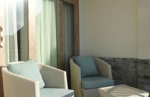 Sanur Kauh Villa | Child safe. Villa Adon. Pool 4*10 meters