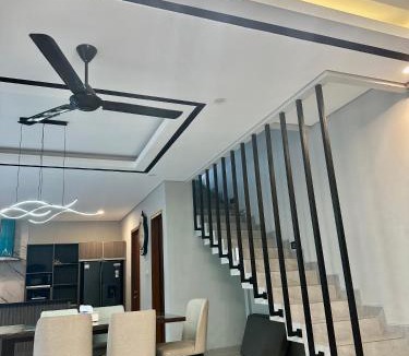Sunset Road Villa | Classy new 5 BR villa in Kuta
