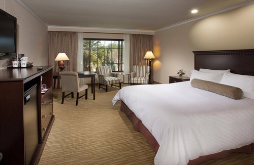 Burbank Hotel | Coast Burbank Hotel
