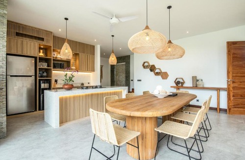 Berawa Villa | Coastal Elegance 4BR Villa, 400m to Finns,