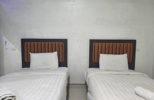 Rajabasa Hotel | Collection O near Universitas Malahayati