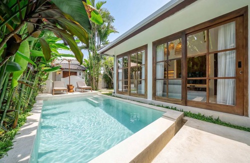 Ubud Villa | Cozy 2BR in Lush Ubud w Huge Pool, Patio & Garden