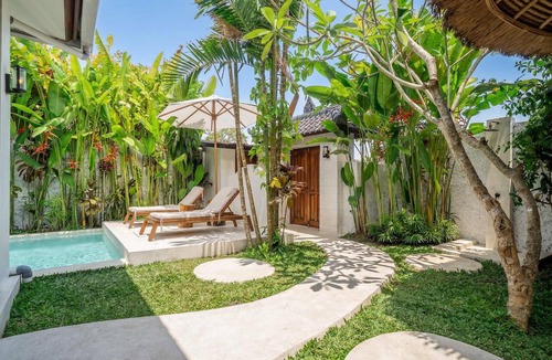 Ubud Villa | Cozy 2BR in Lush Ubud w Huge Pool, Patio & Garden