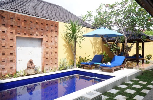 Sunset Road Villa | Cozy 3 Bedroom villa Seminyak