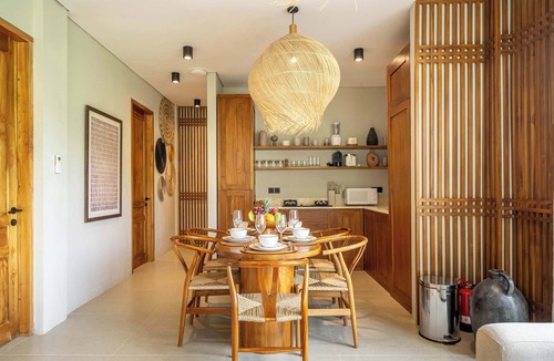 Melayang Villa | Cozy 3BR Villa in Lush Ubud w Pool, Patio & Garden