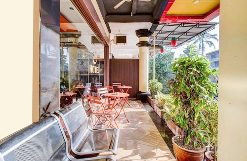 Batam House | Cozy Double Escape W/Free WiFi and Parking