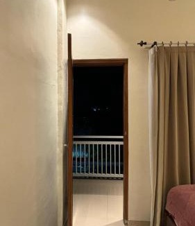 Dalung House | Cozy Little Stay near Canggu on 2nd floor - include 2 Bed Room with Living Room