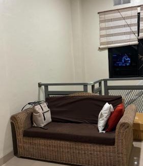 Dalung House | Cozy Little Stay near Canggu on 2nd floor - include 2 Bed Room with Living Room