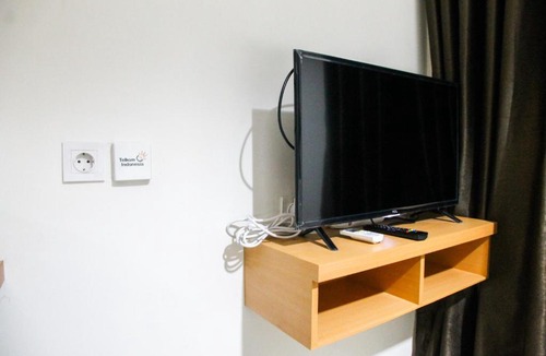 Ciputat Apartment | Cozy Studio Room Bintaro Icon Apartment By Travelio