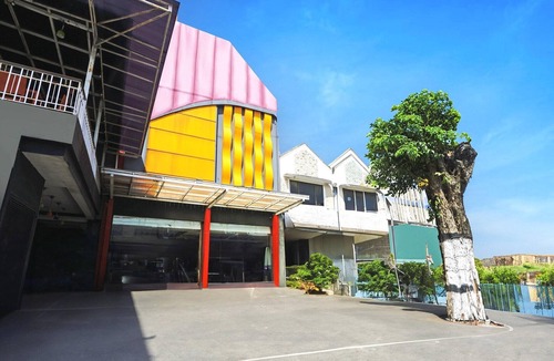 Malang House | Cozy Twin Escape with Free WiFi and Parking