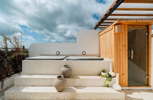 Pecatu Apartment | Cozy Wellness Villa- Sauna & Pools, 3 Min to Beach