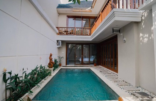 Bukit House | D'White Beach Villa By Island Villa Management
