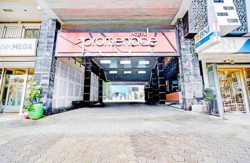 Cipaganti Hotel | Dancenter Promenade Near Cihampelas Walk