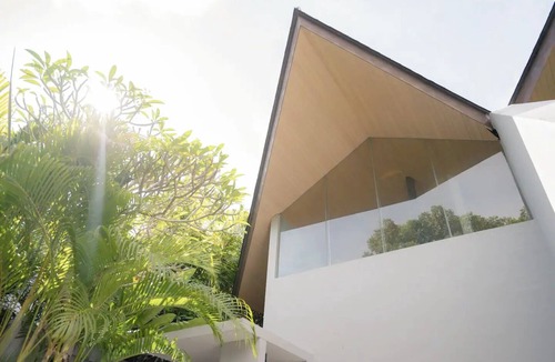 Kampial Villa | Dancing Chanakya Villa - 2 bedrooms 9nn
