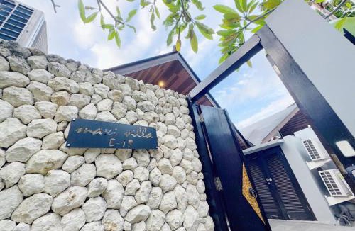 Sawangan Villa | Dancing Villas with expansive Vanishing edge pool