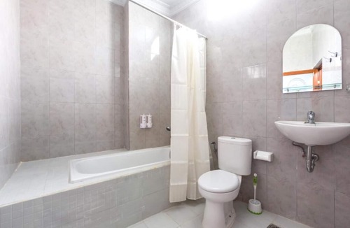 Berawa House | Deluxe Room only 10 Minutes Ride to Berawa Beach, Convenient Location