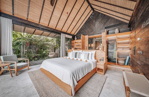 Tumbak Bayuh Hotel | Desa Hay Canggu