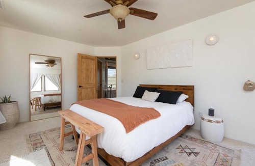 Joshua Tree Highlands House | Desert Lily - Quiet Compound 5Min to National Park Pool and Spa on 5 Acres