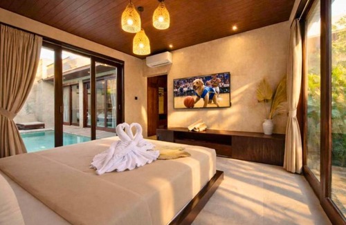 Kuta Villa | Dinta Elegant 2 BR Private Pool Villa