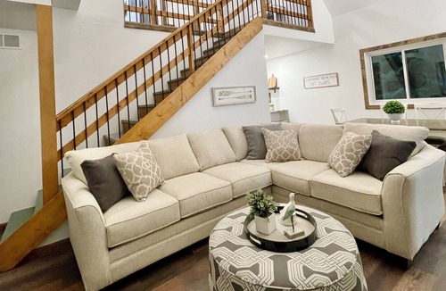 Egg Harbor Ski Chalet | Door County Forest Chalet, Walk to Beach/Town