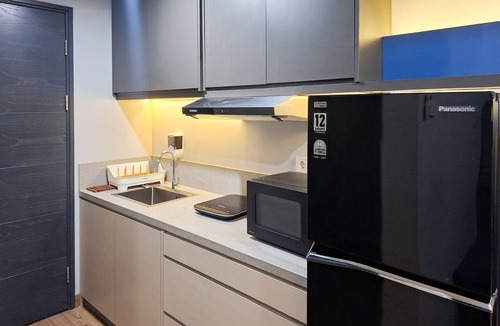 Panunggangan Utara Apartment | Elegant 1Br At Apartment Collins Boulevard