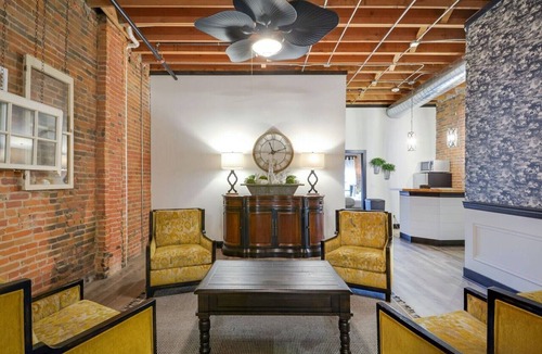 Galena Apartment | Elle & Becks loft Suite